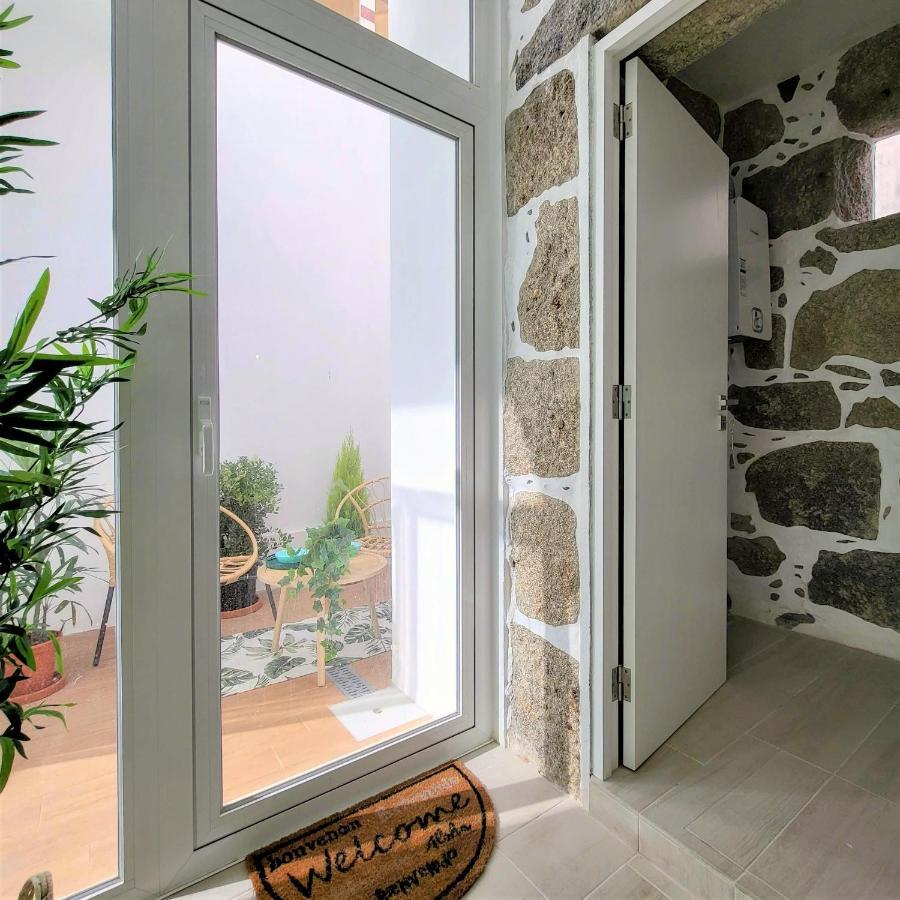 The Shore At Seaside Paradise - Cozy Patio On The Promenade Espinho  Bagian luar foto
